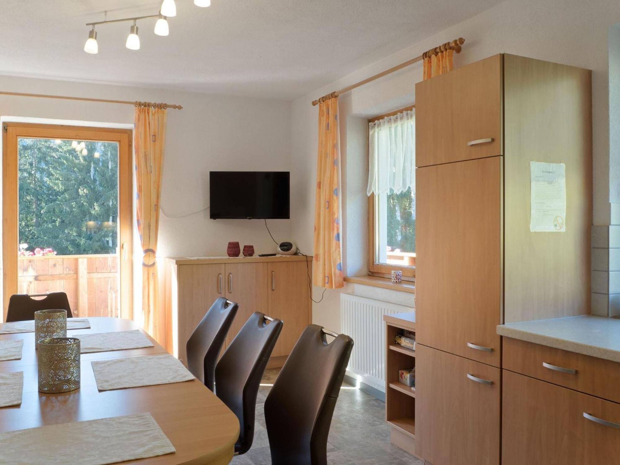 Lovely Apartment With Terrace In Fuegenberg ภายนอก รูปภาพ